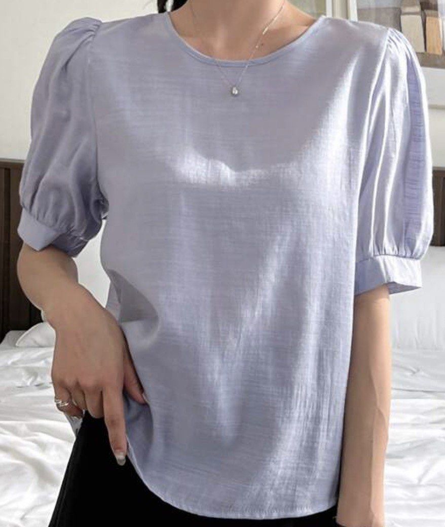 Dazy Blue Sleeve Tie Back Top (Category: Blouses) located in Quezon City. Submitted by gentle_le (Listing ID 1464401287, Image 1). Description: - Unused, washed once only - Ideal for casual wear Original price: ₱300+.