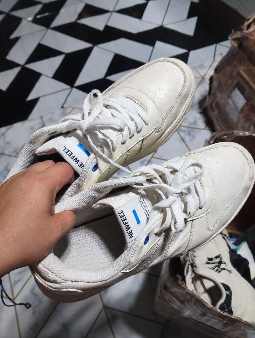Decatlon shoes (Category: Shoe inserts & accessories) located in Batangas. Submitted by mightypenguin-764c23 (Listing ID 1464515460, Image 2). Description: .