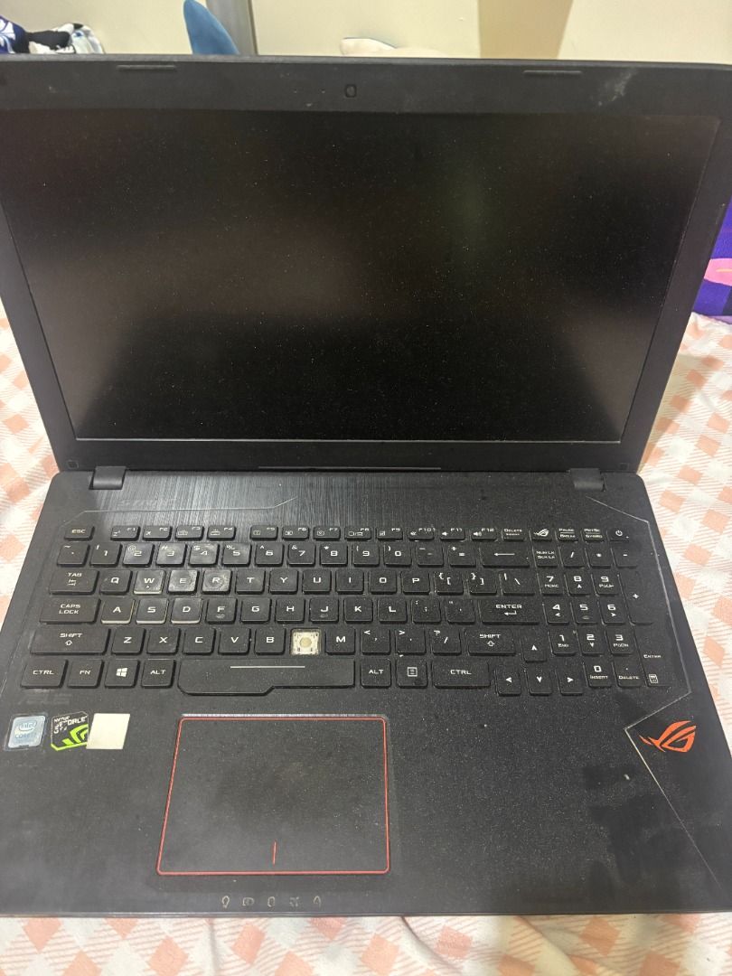 DEFECT ASUS ROG STRIX (Category: Laptops & Notebooks) located in Caloocan City. Submitted by howdyhowdy.5 (Listing ID 1464441767, Image 3). Description: ASUS ROG Strix GL553VD – For Parts/Repair (i7-7700HQ, GTX1050) Issue: LCD damaged but when connected to monitor, it is working Issue: Not powering on, dont know the issue why Battery: dead, not included as "working" Motherboard, CPU, GPU, RAM, storage: physically intact, but untested since unit w