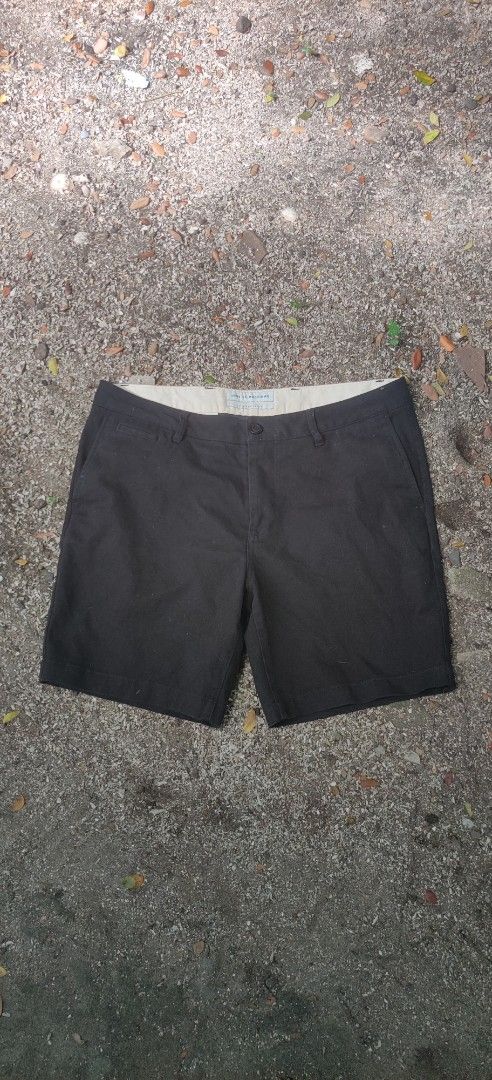 Deus Ex Machina Shorts Black Size 36 (Category: Shorts) located in Bago City. Submitted by louielinco (Listing ID 1464567378, Image 1). Description: - Brand: Deus Ex Machina - Color: Black - Material: 98% Cotton, 2% Spandex - Fit: Comfortable - Size: Tagged 36 - Occasion: Casual wear - Origin: Made in China.