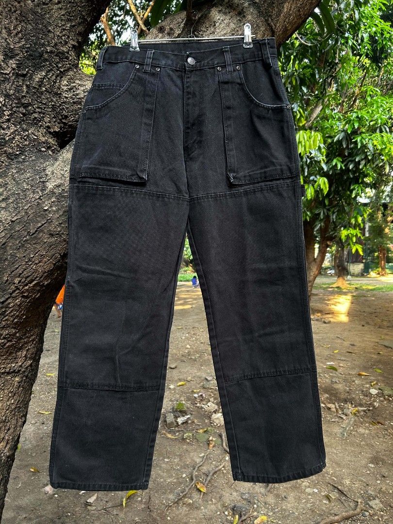Dickies Black Carpenter Pants (Category: Jeans) located in Taguig. Submitted by actualizeboutique (Listing ID 1464432430, Image 2). Description: - Classic black Dickies carpenter pants - Made from durable denim material - Features multiple utility pockets - Straight leg fit for a comfortable silhouette - Versatile for both workwear and casual outfits - A timeless wardrobe staple.