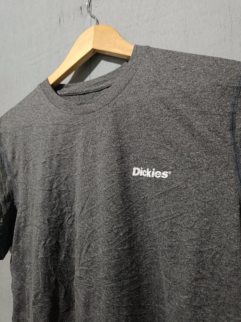 DICKIES DRI FIT (Category: Tshirts & Polo Shirts ) located in Davao. Submitted by thrift.it.denzz (Listing ID 1464447273, Image 2). Description: DICKIES DRI FIT TEE •SIZE MEDIUM W20 L25 •GOOD AS NEW CONDITION •NEED WASH •450🏷️ ADD SHIPPING FEE 📩DM📩.