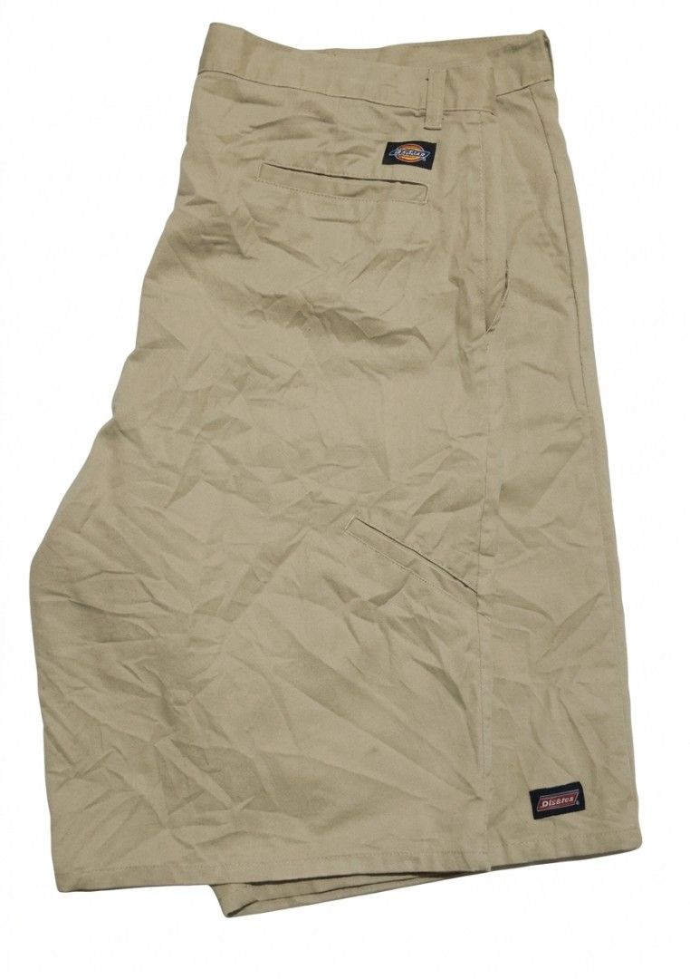 Dickies Khaki Work Shorts Size 42 (Category: Shorts) located in Quezon City. Submitted by aljonbermu25659 (Listing ID 1464360354, Image 1). Description: Khaki Dickies work shorts. Size 42. Made from a polyester and cotton blend. Durable and comfortable for everyday wear. Features multiple pockets for utility. Great for work or casual outings. Get these classic shorts now..
