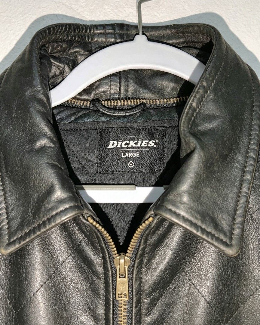 Dickies Leather Jacket (Category: Coats, Jackets and Outerwear) located in Manila. Submitted by envy25 (Listing ID 1464406189, Image 3). Description: Dickies Leather Size Large 22x25 Excellent Condition no issue.