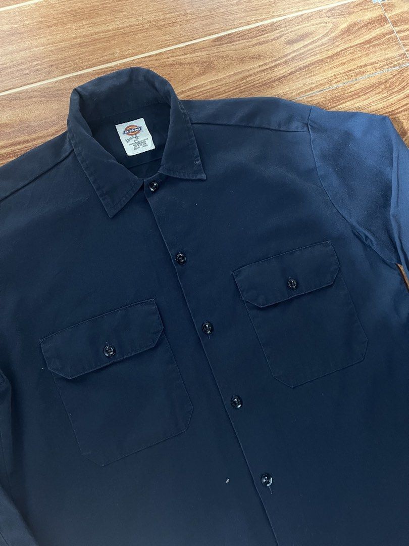 Dickies Long Sleeve Work Shirt Navy Blue (Category: Tshirts & Polo Shirts ) located in Manila. Submitted by a.stmngo (Listing ID 1464449994, Image 2). Description: DICKIES LONG SLEEVE BUTTON DOWN POLO ( Navy Blue ) Size small on tag, best fit to large Width 21 inches Length 29.5 inches Good condition 📍Nagcarlan, Laguna 📍Manage tour expectation. Item is thrifted..