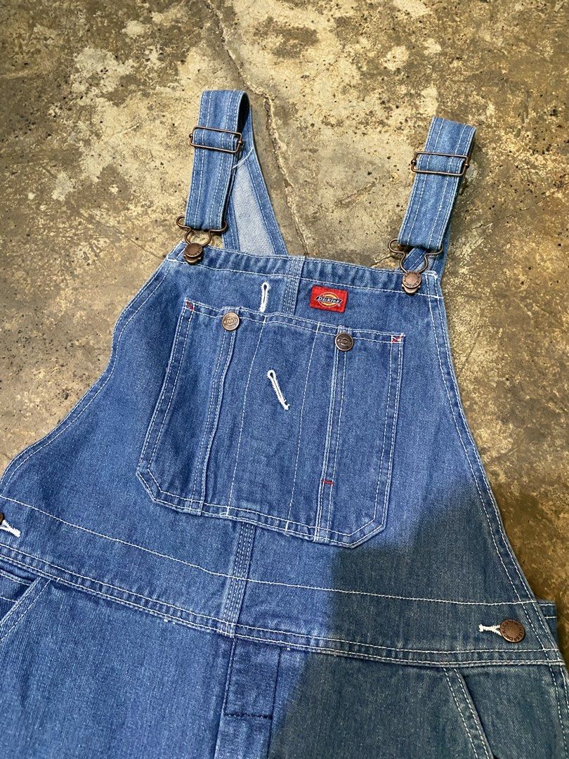 Dickies Overall Pants (Category: Jeans) located in Cebu City. Submitted by muzanoren (Listing ID 1464469429, Image 3). Description: No Issue Good as new 9.8/10 color rate Very excellent condition Width 17 Length 36(starting from waist), 47 Length overall.