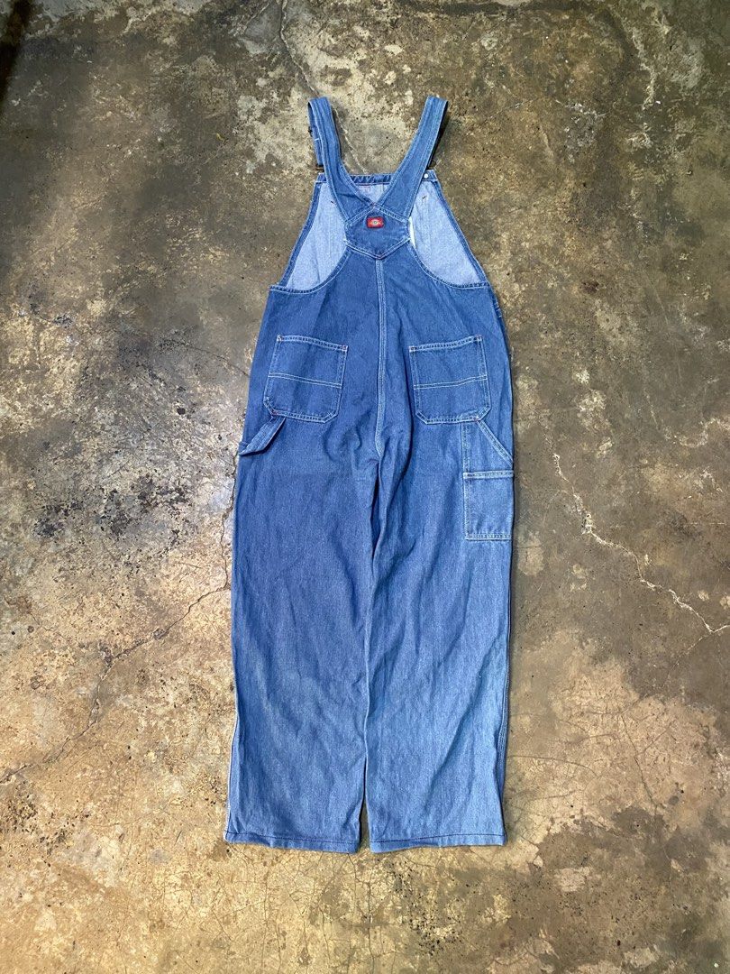 Dickies Overall Pants (Category: Jeans) located in Cebu City. Submitted by muzanoren (Listing ID 1464469429, Image 2). Description: No Issue Good as new 9.8/10 color rate Very excellent condition Width 17 Length 36(starting from waist), 47 Length overall.