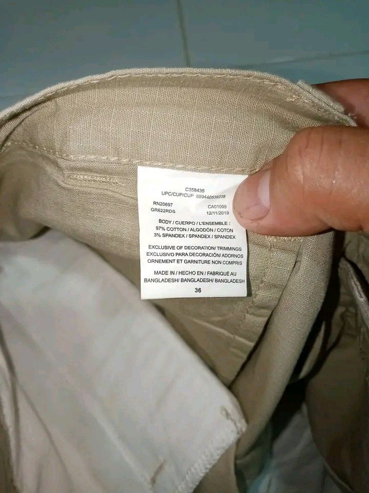 DICKIES RIPSTOP SHORT (Khaki) (Category: Activewear) located in Guihulngan. Submitted by johnjohndripgoods (Listing ID 1464355076, Image 3). Description: DICKIES RIPSTOP SHORT (Khaki) SIZE: 36 LENGTH: 21.5 EXCELLENT CONDITION NO ISSUE OPEN FOR VC DM.