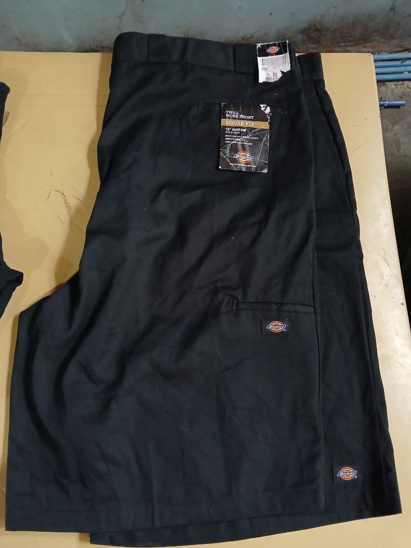 DICKIES SHORTS SIZE 52 (Category: Shorts) located in Paranaque City. Submitted by dennis_580 (Listing ID 1464389476, Image 3). Description: .