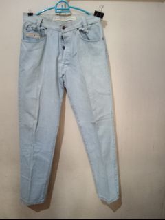 (Category: ) located in . Submitted by YSL80022 (Listing ID 1464439279, Image 1). Description: .