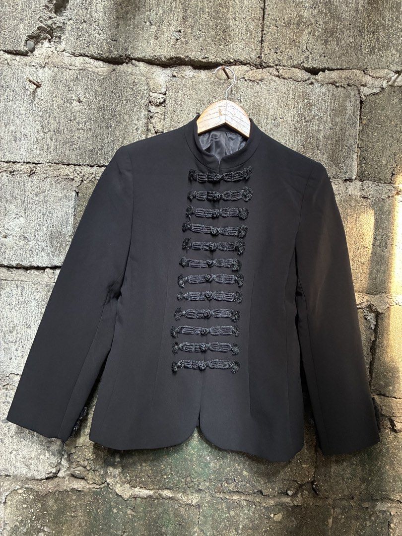 Dior Silk Blend Mandarin Knot Blazer (Category: Coats, Jackets and Outerwear) located in Manila. Submitted by assortedgoodsv3 (Listing ID 1464463924, Image 2). Description: - Authentic Black Dior Blazer - Size: 38 - Material: Silk Blend - Features: Unique Mandarin Knot Details - Style: Sharp and distinctive, ideal for dressing up outfits.
