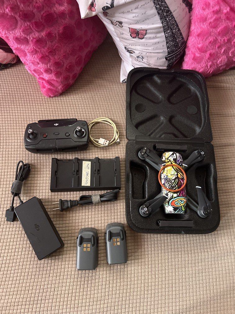 DJI Spark (Category: Drones) located in Cavite. Submitted by noli_ra (Listing ID 1464419313, Image 1). Description: Selling my pre love working good condition Dji spark good for training and beginner. .