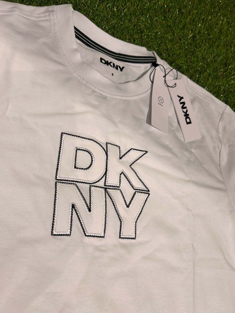 DKNY White T-Shirt Size S (Men's) (Category: Tshirts & Polo Shirts ) located in Cabanatuan. Submitted by halladays (Listing ID 1464381815, Image 2). Description: .
