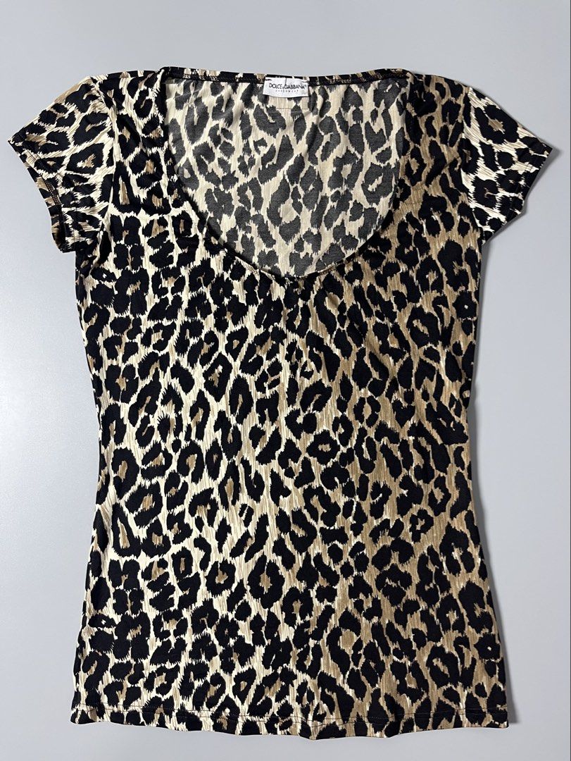 DOLCE & GABBANA LEOPARD Y2K TOPS (Category: Others Tops) located in Mabalacat. Submitted by bizzybones (Listing ID 1464425703, Image 3). Description: “22Length “14Width Authentic/Legit Very good condition Mop gcash courier jnt.
