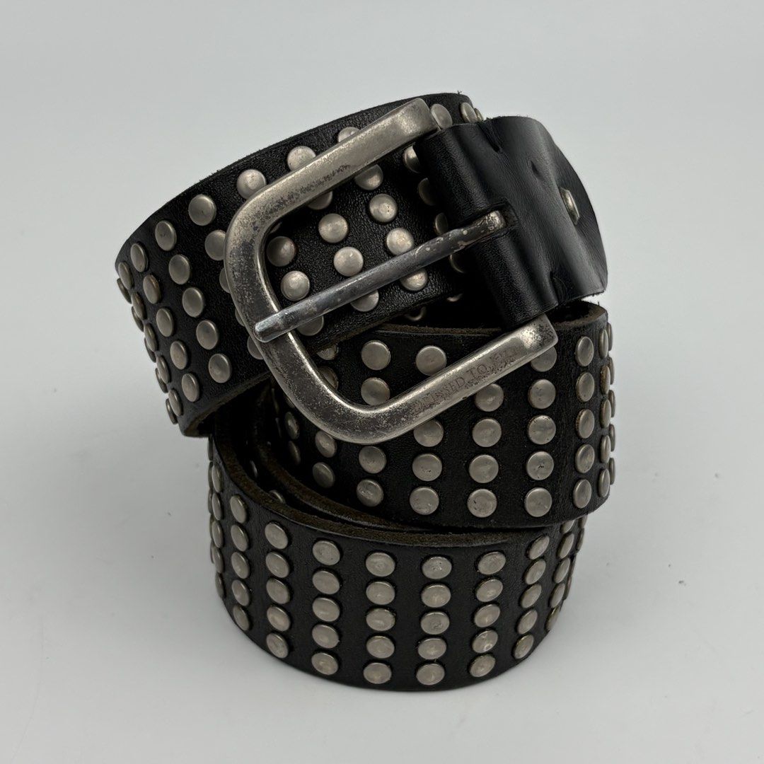 Dressed to kill Studded Leather Belt (Category: Belts) located in Bacolod City. Submitted by cast.archives (Listing ID 1464527341, Image 1). Description: Dressed to kill Studded Leather Belt Length: 42" Waist: 28" - 36" Condition: Very good Flaw: Sign of used.