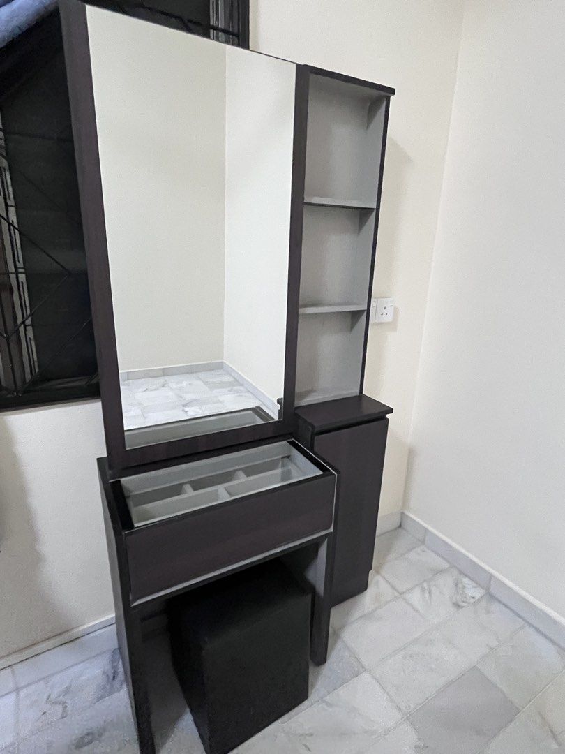Dressing table include stool (Category: Other Home Furniture) located in Kuala Lumpur. Submitted by windblown (Listing ID 1464569654, Image 1). Description: Location : Jalan Anggerik Taman Johor Jaya 81100 Johor Bahru.