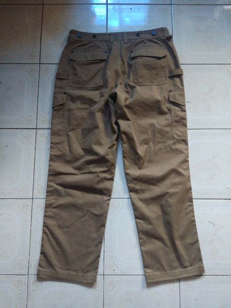 Duluth Brown Cargo Pant Sample 36 actual (Category: Trousers) located in Pasay City. Submitted by denimdude.ph (Listing ID 1464447886, Image 2). Description: Sample.
