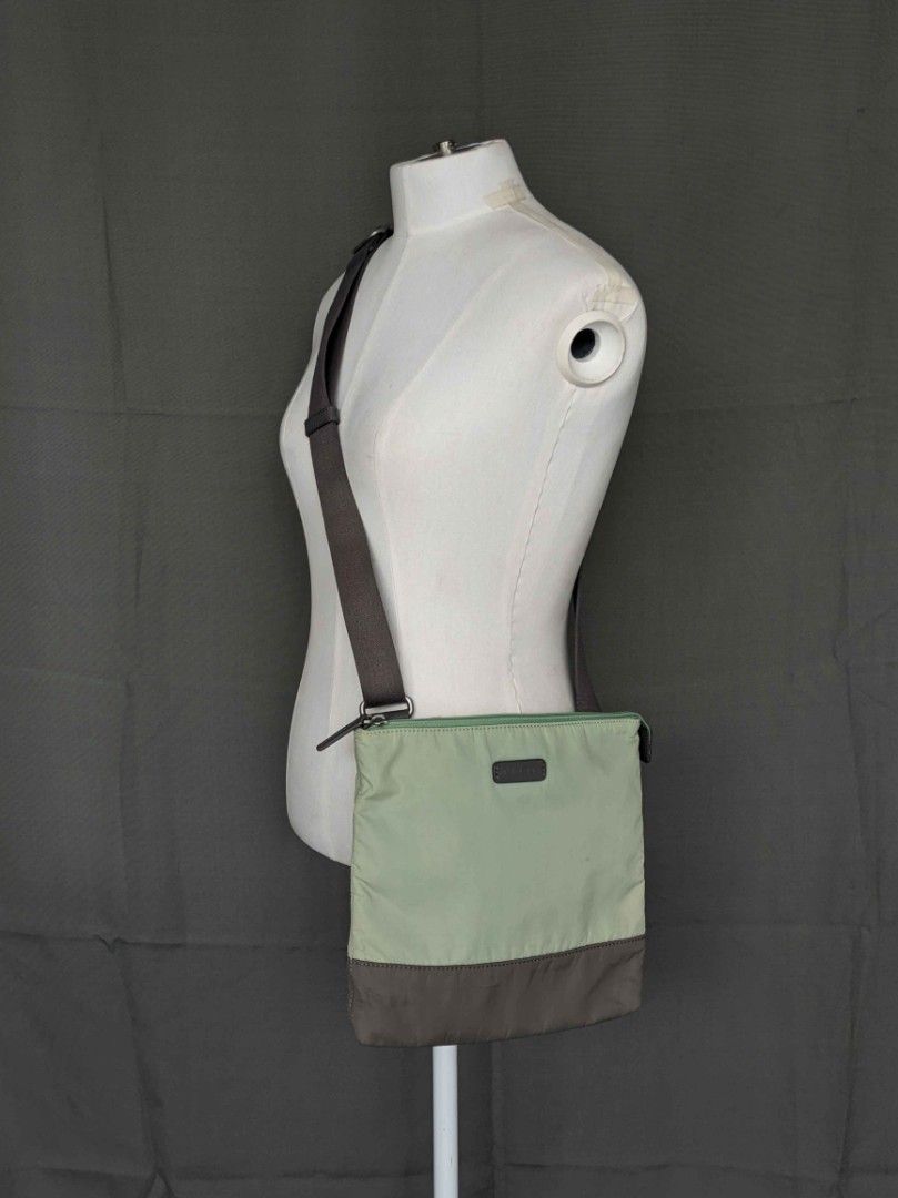 Ecco sling bag crossbody bag small bag (Category: Cross-body Bags) located in San Mateo. Submitted by rick_enzo (Listing ID 1464509079, Image 1). Description: for sale ecco crossbody bag ecco sling bag original and authentic adjustable strap two-toned green excellent condition 1300 san mateo, rizal meetup within san mateo, or gma kamuning during wednesdays delivery lalamove j&t first to pay, can vidcall — also selling more items, check profile.