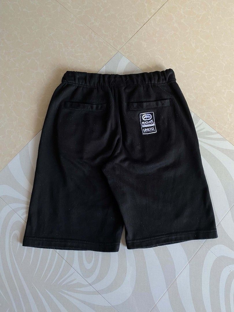 Ecko Unltd. Black Sweat Shorts (Category: Shorts) located in Angeles City. Submitted by dathrifthaven (Listing ID 1464509419, Image 1). Description: Ecko Unltd. Sweat Short S on tag Excellent Authentic “naalis na yung mga puti” Dimes: Waist: 30-44 (w/ drawstring) Length: 20.5 Hem: 11.5 Mine: ₱449 + shipping fee.