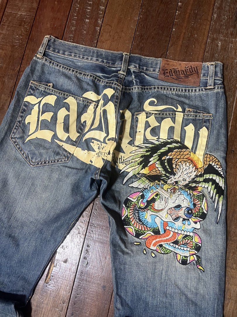 ED Hardy Embroidery Denim Pants (Category: Jeans) located in Baguio. Submitted by kAzuMi41 (Listing ID 1464426108, Image 3). Description: ED Hardy Embroidery Denim Pants Size 33-34 9/10 Condition .