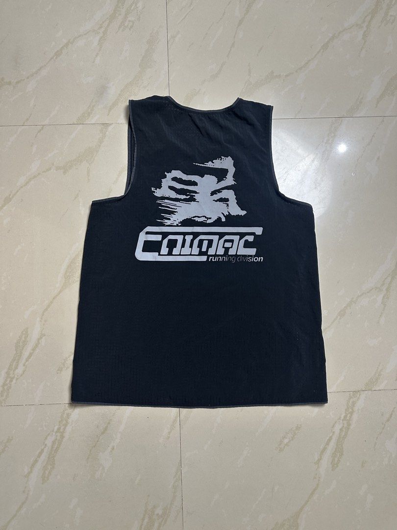 ERD x Animal Running Division Black Tank Top (Category: Sleeveless) located in Mandaluyong City. Submitted by dhanlumanas (Listing ID 1464520007, Image 3). Description: - ERD x Animal Running Division black running tank top - Features graphics on front and back - Small embroidered patch on lower front - Lightweight and breathable material - Ideal for workouts or casual wear.
