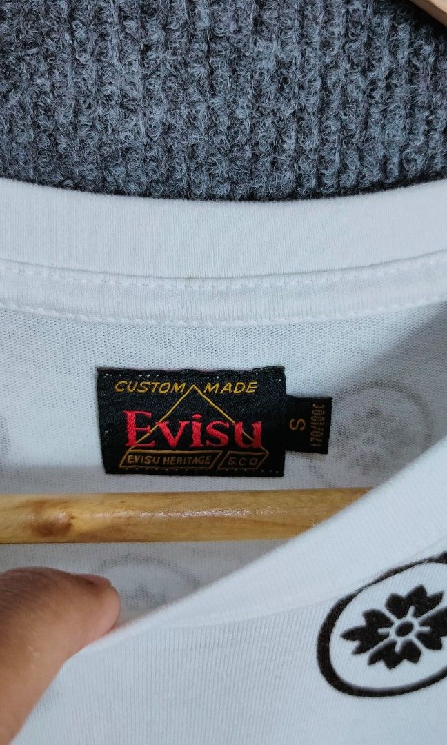Evisu (Category: Tshirts & Polo Shirts ) located in Bolinao. Submitted by tokiya. (Listing ID 1464397656, Image 3). Description: Evisu Size Medium 20x29.