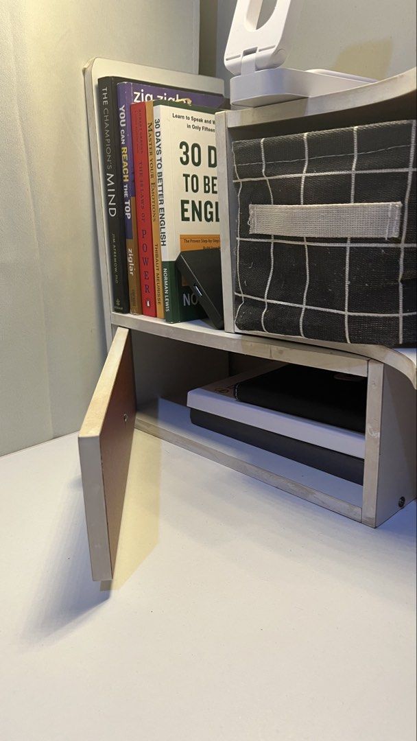 Extendable Wooded Bookshelf/Organizer (Category: Shelves, Cabinets & Racks) located in Manila. Submitted by cmsormtrading (Listing ID 1464568173, Image 2). Description: Lightly Used Good condition Built na sya no need to assemble. .