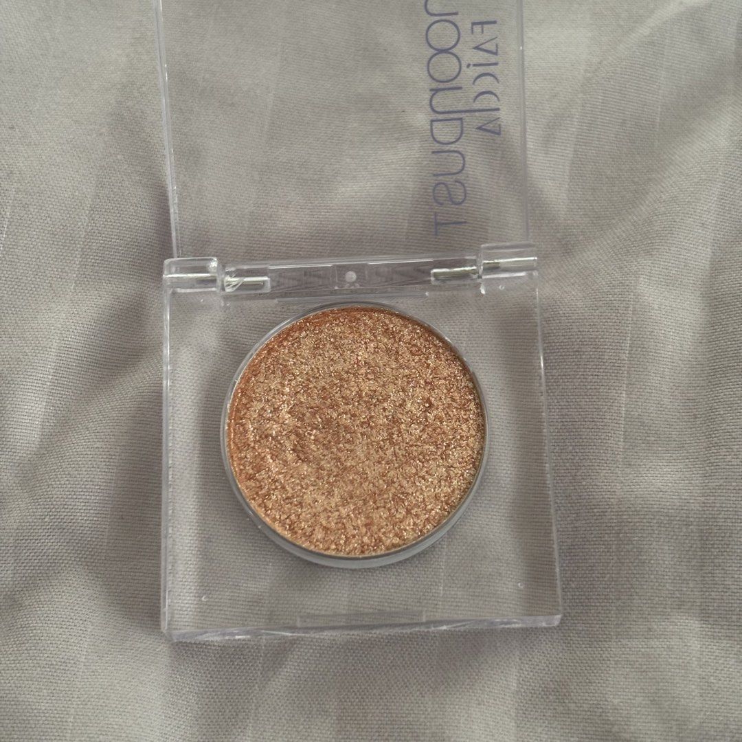 faiccia eye highlighter (Category: Makeup) located in Cebu City. Submitted by jjanix (Listing ID 1464367186, Image 1). Description: 90% product left .