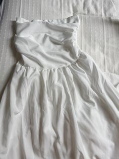 (Category: ) located in . Submitted by bell_wardrobe (Listing ID 1464514608, Image 1). Description: .