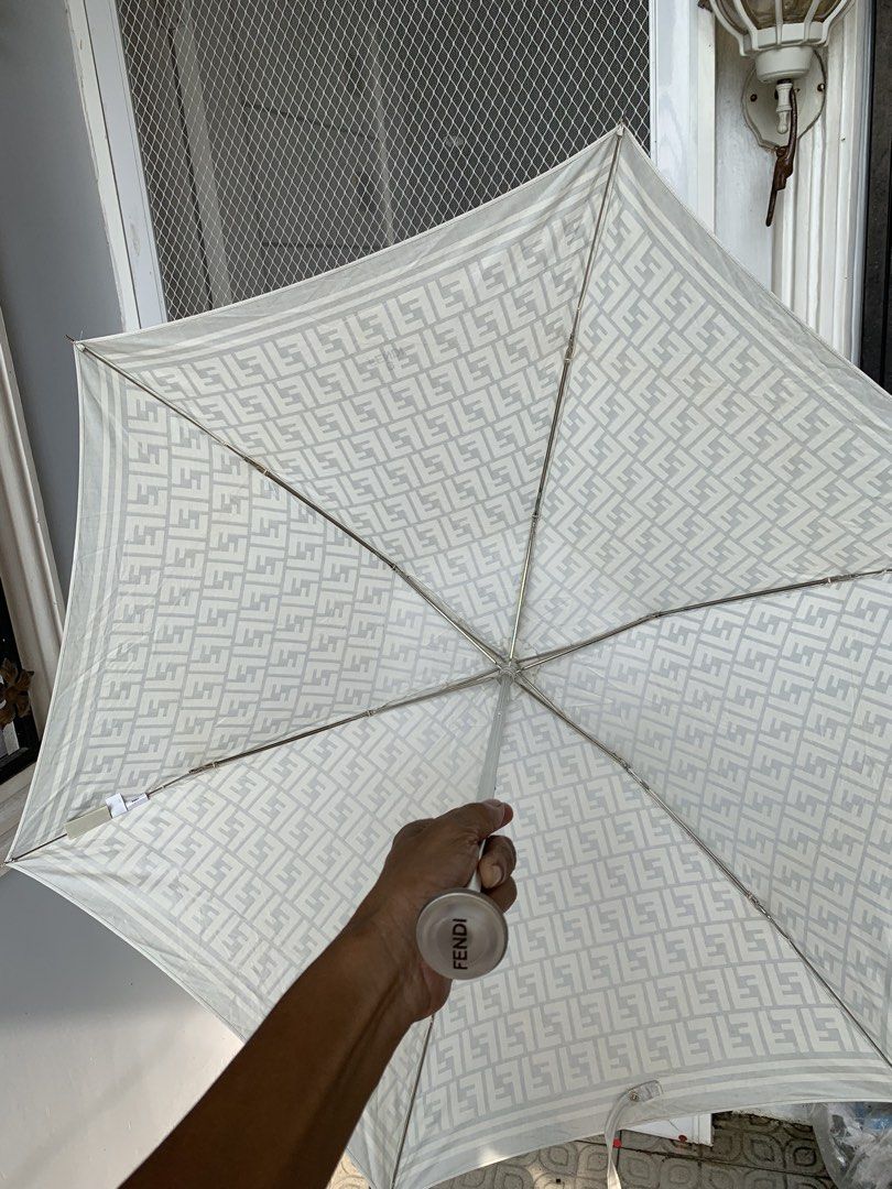 Fendi FF Monogram UV-W Double Umbrella (Category: Umbrellas) located in Taguig. Submitted by madisam (Listing ID 1464417744, Image 2). Description: Preloved No issue .