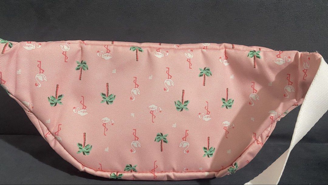 Fila Belt/Crossbody Bag (Category: Belt bags, Clutches and Pouches) located in Lapu Lapu. Submitted by any_thrift (Listing ID 1464519792, Image 2). Description: In good condition Few signs of wear Can fit long wallet and phones.