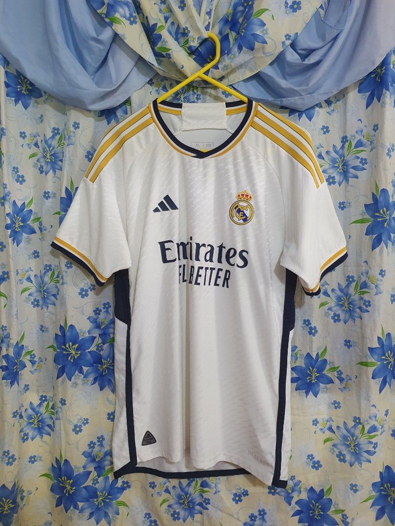 Football jersey (Category: Activewear) located in Pantukan. Submitted by modhexx (Listing ID 1464401357, Image 1). Description: adidas fly emirates football jersey as new condition no issue no flaws 1300 shipped.
