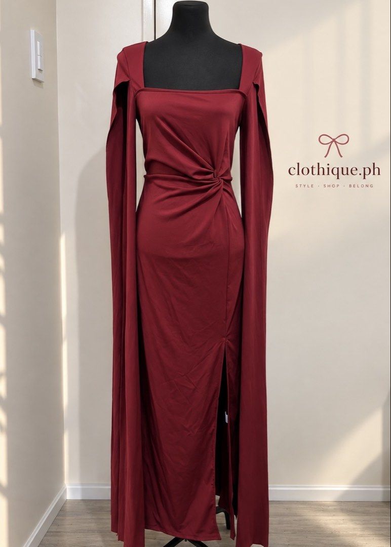 Formal Red Long dress (Category: Dresses) located in Makati City. Submitted by clothique.ph (Listing ID 1464437422, Image 1). Description: ୨୧ ˚₊‧ 𝓕𝓸𝓻𝓶𝓪𝓵 𝓛𝓸𝓷𝓰 𝓡𝓮𝓭 𝓓𝓻𝓮𝓼𝓼 ˚₊‧୨୧ 𐙚 𝓔𝓵𝓮𝓰𝓪𝓷𝓽 • 𝓖𝓵𝓪𝓶𝓸𝓻𝓸𝓾𝓼 • 𝓒𝓱𝓲𝓬 ❤️✨ ♡ 𝓑𝓻𝓪𝓷𝓭 𝓝𝓮𝔀 ♡ 𝓦𝓲𝓽𝓱 𝓘𝓷𝓭𝓲𝓿𝓲𝓭𝓾𝓪𝓵 𝓟𝓸𝓾𝓬𝓱 🛍️ ♡ 𝓢𝓶𝓪𝓵𝓵–𝓜𝓮𝓭𝓲𝓾𝓶 𝓸𝓷𝓵𝔂 🎀 𐙚 𝓐 𝓼𝓽𝓾𝓷𝓷𝓲𝓷𝓰 𝓻𝓮𝓭 𝓵𝓸𝓷𝓰 𝓭𝓻𝓮𝓼𝓼 𝓯𝓸𝓻 𝓯𝓸𝓻𝓶𝓪𝓵 𝓸𝓬𝓬𝓪𝓼𝓲𝓸𝓷𝓼, 𝓰𝓪𝓵𝓪 
