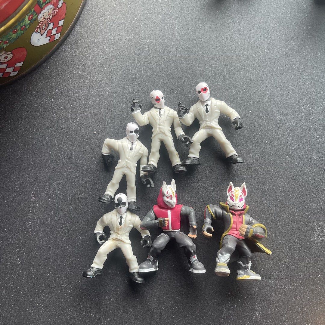 Fortnite mini figures (Category: Character Goods) located in Makati City. Submitted by stahard1 (Listing ID 1464399311, Image 1). Description: All included .