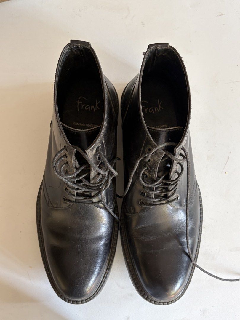 FRANK Johnny 41 (Category: Boots) located in Manila. Submitted by getemallout (Listing ID 1464413113, Image 1). Description: ❤️‍🔥 Pre-loved item FRANK Johnny 41 🔍 condition: 9.5/10 ❗️only needs cleaning 🚚 shipping fee shouldered by buyer Free SF around Malolos, Bulacan ❗️.
