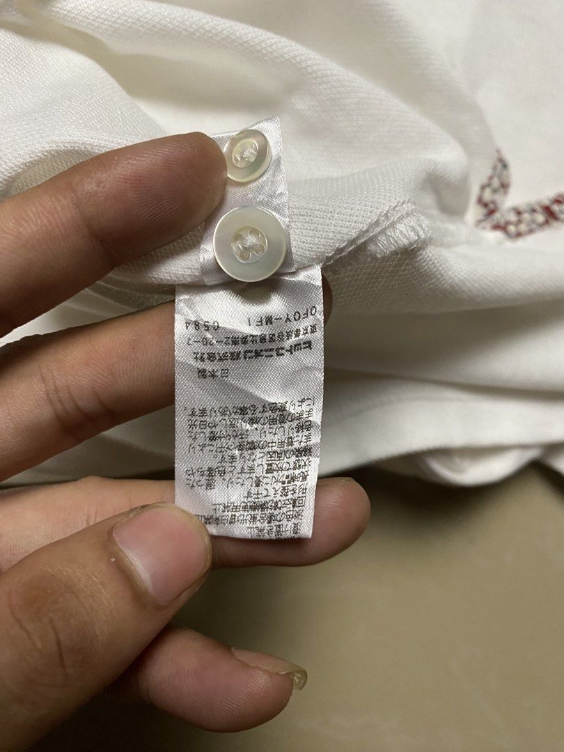 FREDPERRY (Category: Tshirts & Polo Shirts ) located in Andop. Submitted by maikeygong (Listing ID 1464469143, Image 3). Description: SIZE MEDIUM FITTINGS DIMES 19x27.5 NO ISSUES EXCELLENT CONDITION .