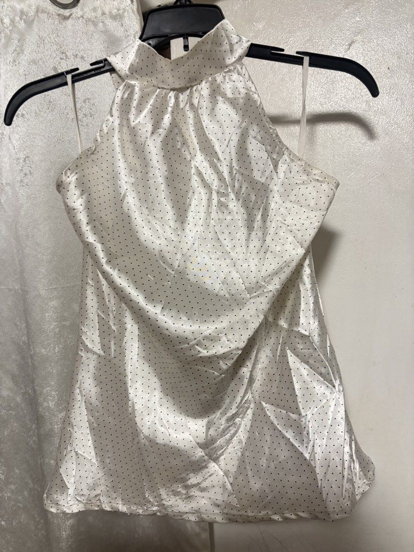 FREE SF White Polka Silk Blouse (Category: Blouses) located in Pozorrubio. Submitted by ryeisdecluttering (Listing ID 1464449402, Image 3). Description: Size small J&T express Gcash/Maya/BPI.
