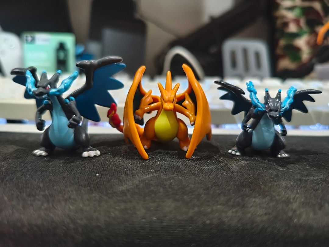 Gashapon Charizards X & Y (Category: Character Goods) located in Paranaque City. Submitted by krlmrtnz (Listing ID 1462274768, Image 1). Description: Take All for P1,000 📍Parañaque, Makati 💵 Maribank, BPI, GCash 🚛 JNT, Lalamove.