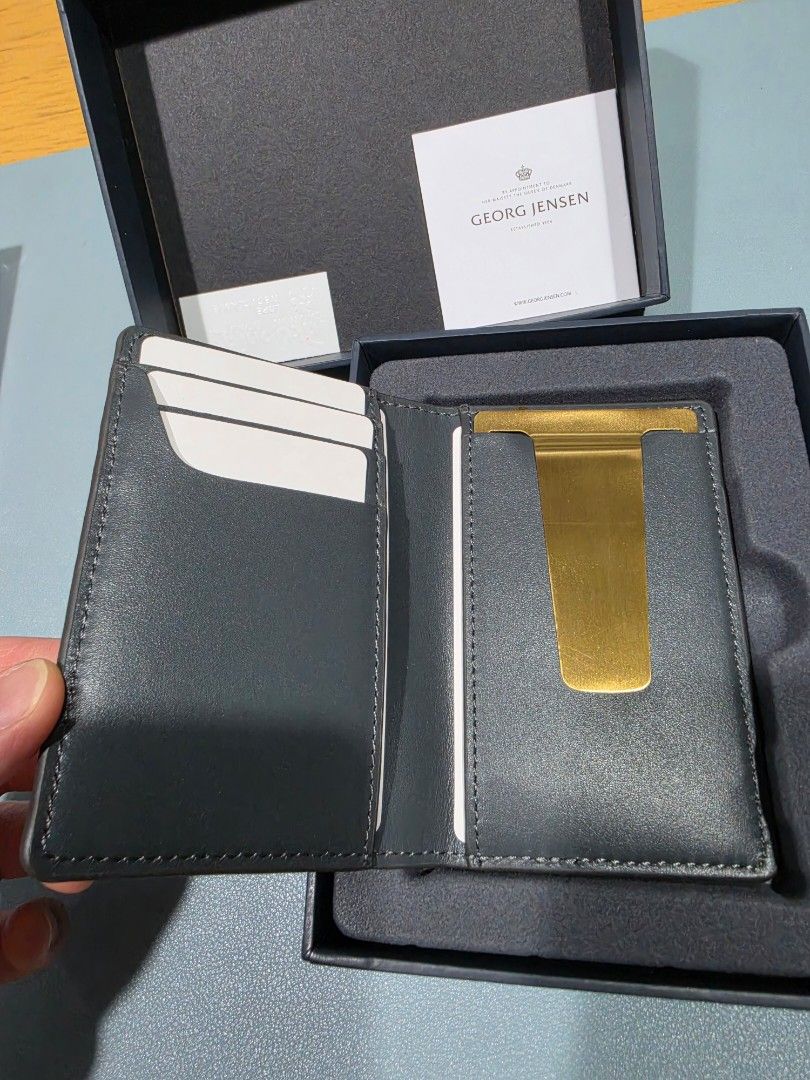 Georg Jensen (Category: Luxury Bags & Wallets) located in Makati City. Submitted by melissa12345 (Listing ID 1464474139, Image 2). Description: BRANDNEW items 👉 Read me 1st 📍 Brand new 💯 📍 Items on hand ❌ No COD 🏦 MOP bpi/bdo/GCash/maya 📍 No return no exchange 📍 Payment 1st before delivery 💰 Cashless transaction at this moment..