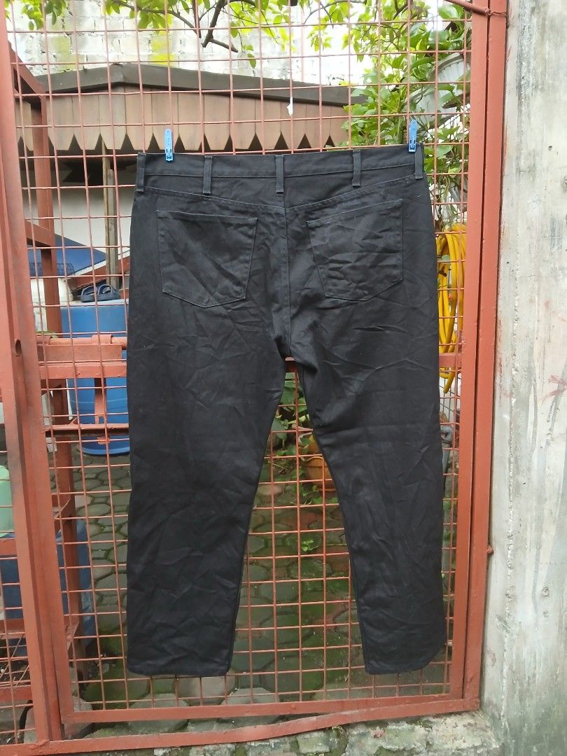 GEORGE BLACK DENIM PANTS 40 TO 42 (Category: Jeans) located in Paranaque City. Submitted by dennis_580 (Listing ID 1464426608, Image 1). Description: GEORGE BLACK DENIM PANTS SIZE 40 TO 42 EXCELLLENT CONDITION.
