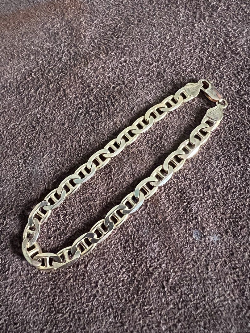 Goldplated 925 silver bracelet (Category: Jewelry) located in Paranaque City. Submitted by decluttering1990 (Listing ID 1464404154, Image 1). Description: Php6000 or best reasonable offer 9 inches. 7mm wide 17.14 grams Item is in Paranaque. Buyer books and pays for shipping.