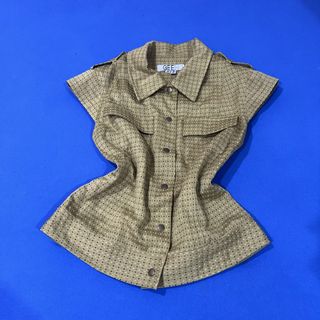 (Category: ) located in . Submitted by buymyclothessss (Listing ID 1464462759, Image 1). Description: .