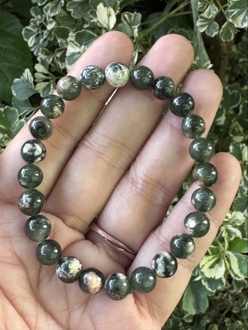 GREEN SAKURA BRACELET 🍉 B1_JC035 (Category: Bracelets) located in Bulacan. Submitted by selling_low_by_bella_ben (Listing ID 1464374642, Image 1). Description: GREEN SAKURA 🍉 B1_JC035 🏷️ 150 6+ mm beads, 16 cm wrist (1) 🏷️ 190 7+ mm beads, 16 cm wrist (1) 🏷️ 220 8+ mm beads, 16 cm wrist (1).