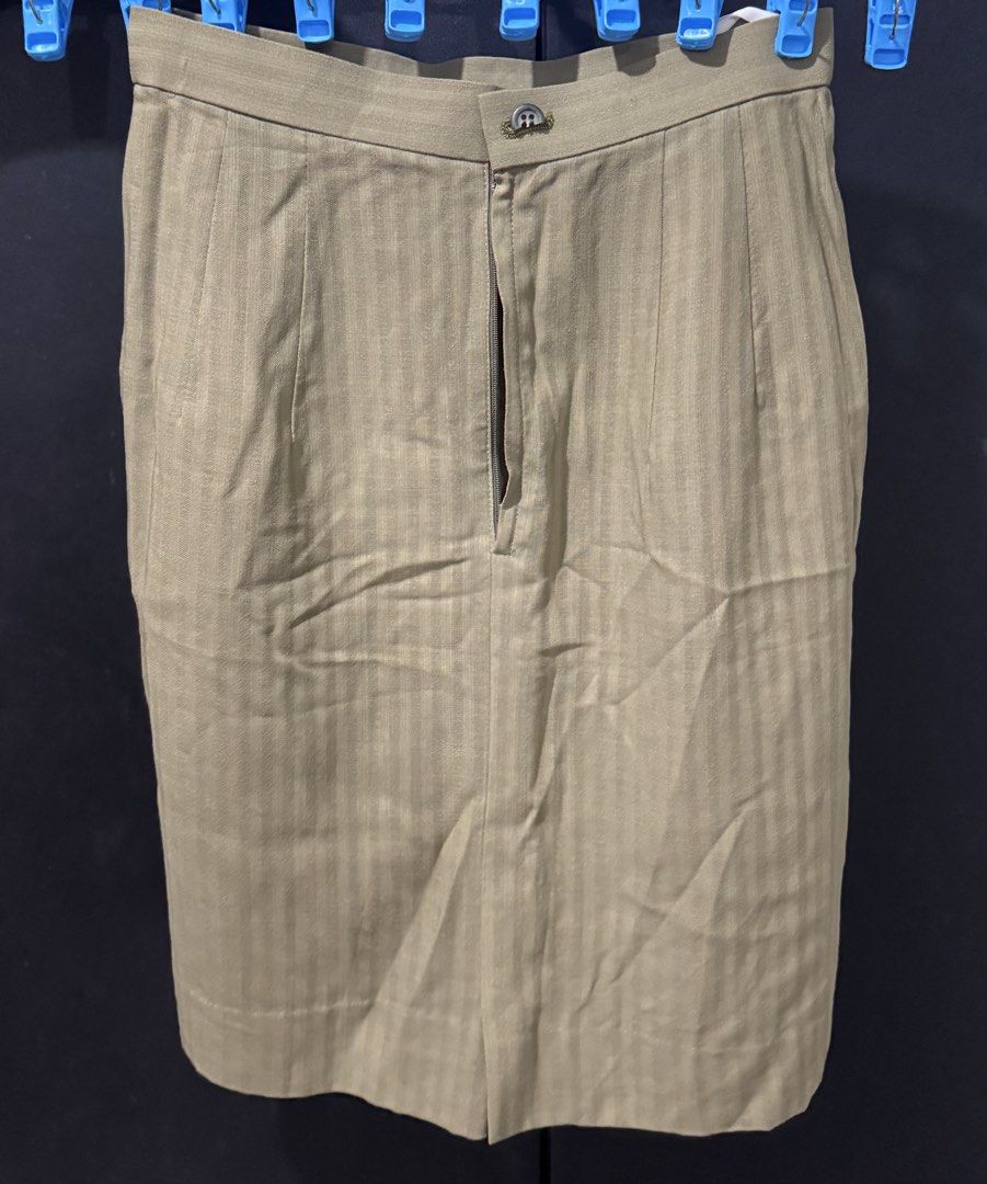 Green Stripe Skirt (Category: Skirts) located in Manila. Submitted by isaybelecloset (Listing ID 1464534690, Image 2). Description: Fits size 24-26 Pre-loved, in good condition RFS: Decluttering..