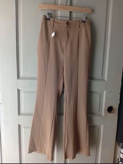 (Category: ) located in . Submitted by original_uniqlo (Listing ID 1464377859, Image 1). Description: .