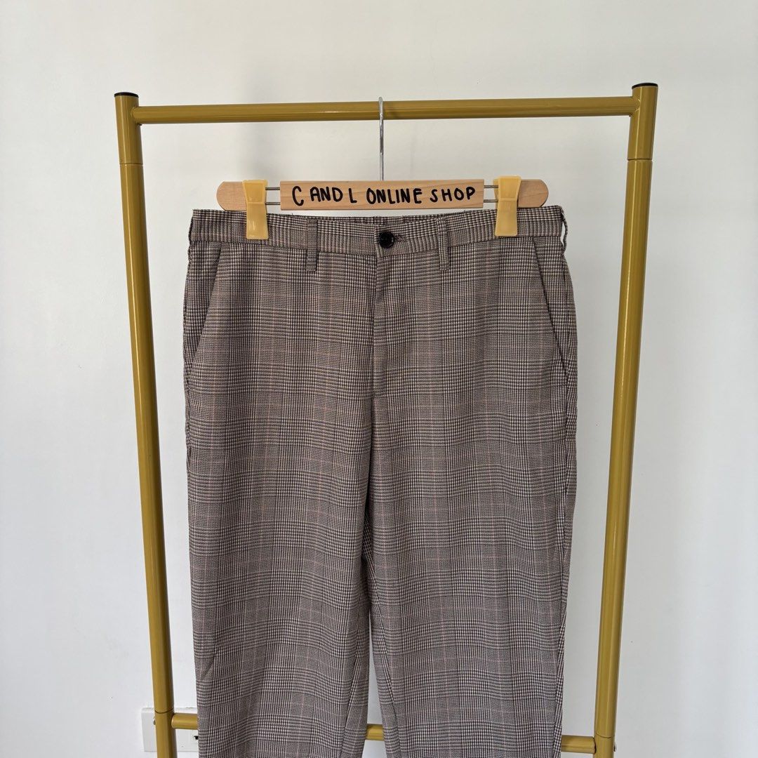 GU by UNIQL0 easy ankle pants (Category: Trousers) located in Guiguinto. Submitted by candlonlineshop (Listing ID 1464486134, Image 3). Description: ✨FIRST TO PAY BASIS✨ GU by UNIQL0 easy ankle pants Size on tag: medium Condition: 9.5/10 Waist: 32” Length: 35” Flaw/s: none ₱350 + sf 📍Bulacan 🚚Sh0pee check out (SPX) | J&T express •Items may have minor unnoticed flaws — please manage your expectations as you are dealing with thrifted items. •Colo