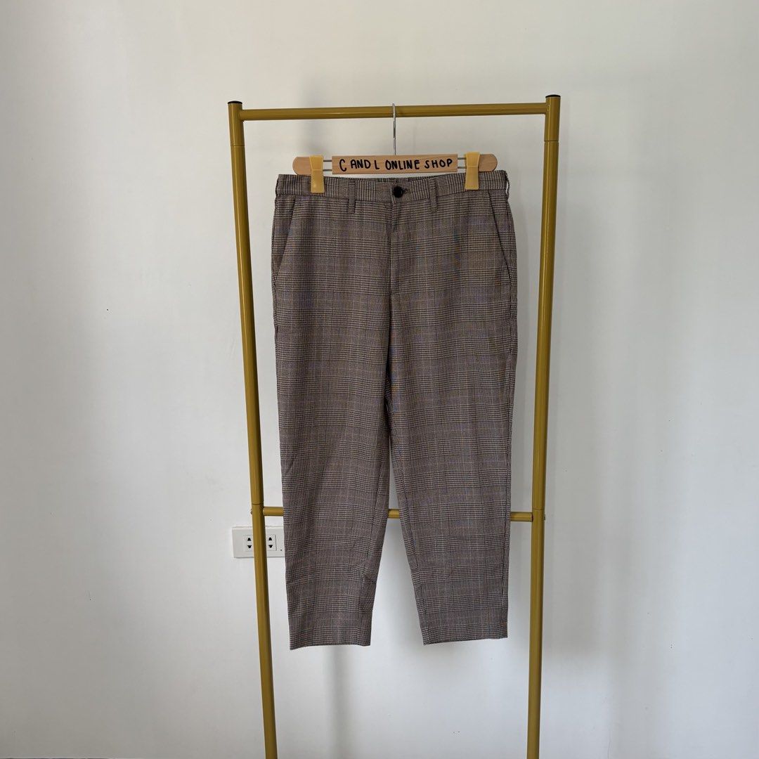 GU by UNIQL0 easy ankle pants (Category: Trousers) located in Guiguinto. Submitted by candlonlineshop (Listing ID 1464486134, Image 2). Description: ✨FIRST TO PAY BASIS✨ GU by UNIQL0 easy ankle pants Size on tag: medium Condition: 9.5/10 Waist: 32” Length: 35” Flaw/s: none ₱350 + sf 📍Bulacan 🚚Sh0pee check out (SPX) | J&T express •Items may have minor unnoticed flaws — please manage your expectations as you are dealing with thrifted items. •Colo
