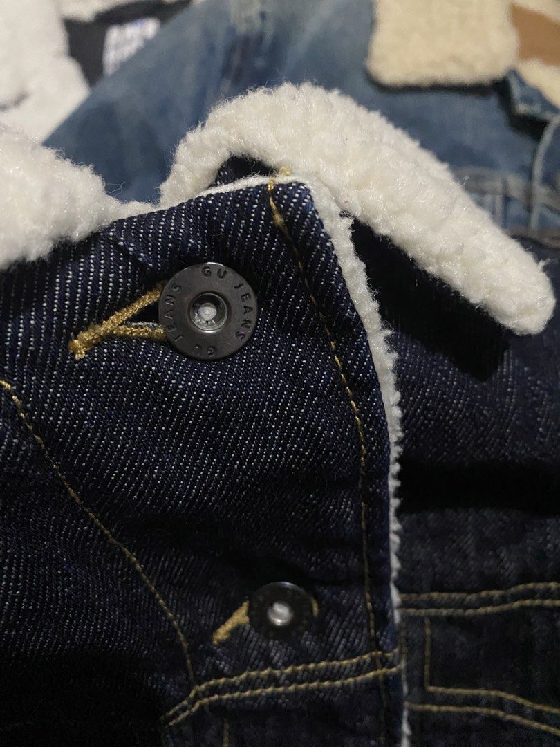 Gu sherpa jacket (Category: Coats, Jackets and Outerwear) located in Baguio. Submitted by jelaitrift (Listing ID 1464515463, Image 3). Description: Parang brandnew pa Men s-m Women m-l .