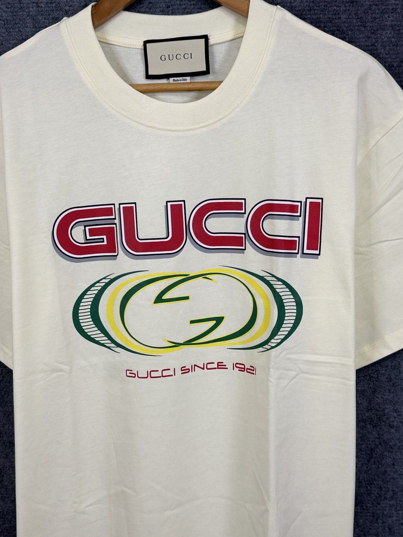 Gucci (Category: Tshirts & Polo Shirts ) located in Daet. Submitted by kevsquintela (Listing ID 1464396896, Image 3). Description: Gucci 🤍❤️🤍 Size - L Dimes - L28xW21 Good As New .