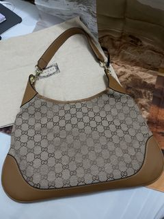 (Category: ) located in . Submitted by luxieebags (Listing ID 1464547584, Image 1). Description: .